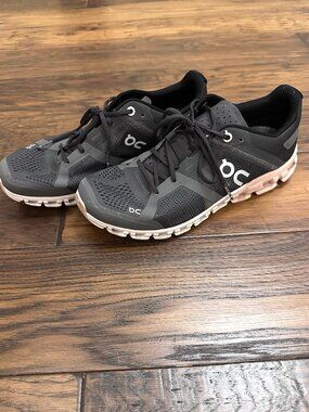 On Running Cloudflow Gray/Rock Rose